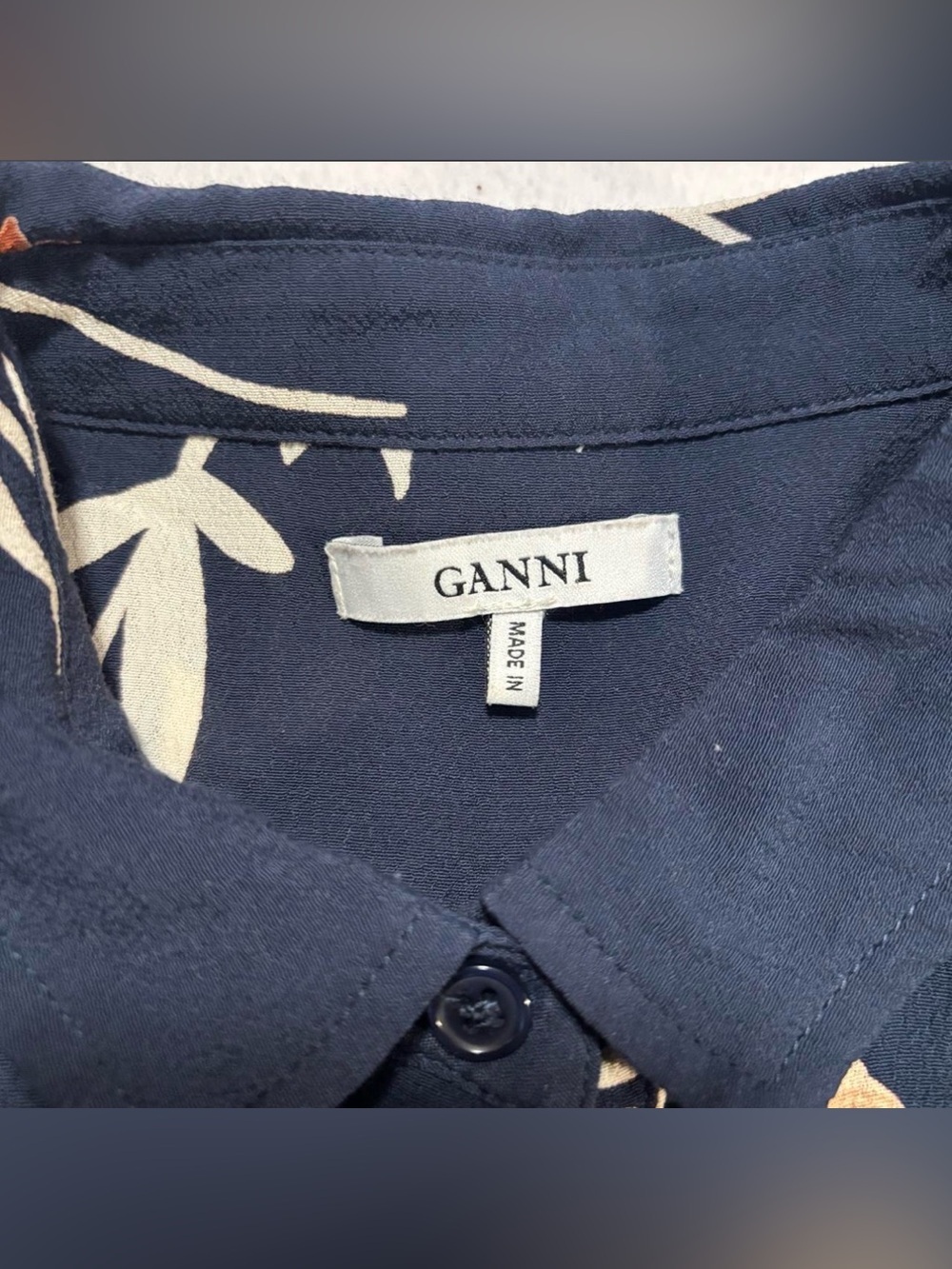 Ganni Dalton Crepe Floral Print Shirt Blouse Navy Sz S EU 36 Boho Small Hole - Picture 5 of 7